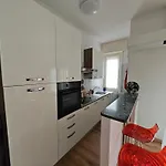 Апартаменты Gphouse Арона