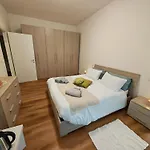 Gphouse Апартаменты