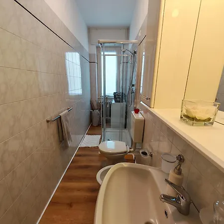 Gphouse Apartman *